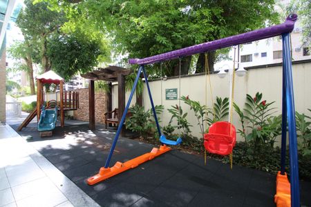 Apartamento à venda com 77m², 3 quartos e 1 vagaPlayground