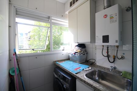 Apartamento à venda com 77m², 3 quartos e 1 vagaÁrea de Serviço