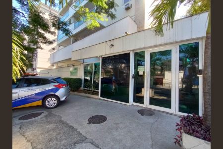 Apartamento à venda com 77m², 3 quartos e 1 vagaFachada