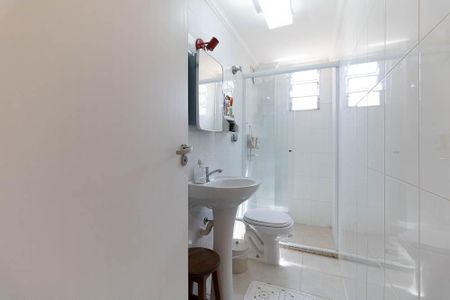 Apartamento à venda com 87m², 2 quartos e 1 vaga Apartamento à venda com 87m², 2 quartos e 1 vagaBanheiro Social