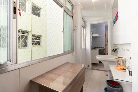 Apartamento à venda com 87m², 2 quartos e 1 vaga Apartamento à venda com 87m², 2 quartos e 1 vagaLavanderia