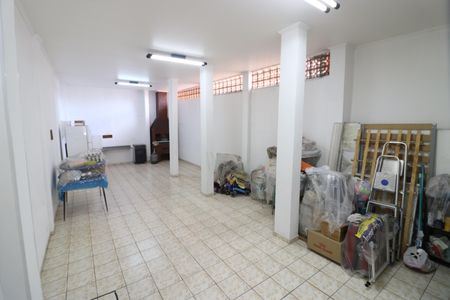 Casa à venda com 232m², 3 quartos e 3 vagasChurrasqueira