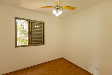 Apartamento à venda com 82m², 3 quartos e 2 vagas Apartamento à venda com 82m², 3 quartos e 2 vagasQuarto 2
