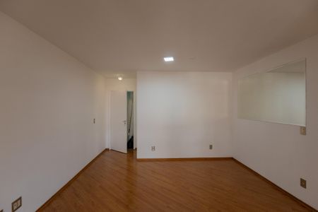 Apartamento à venda com 82m², 3 quartos e 2 vagas Apartamento à venda com 82m², 3 quartos e 2 vagasSala