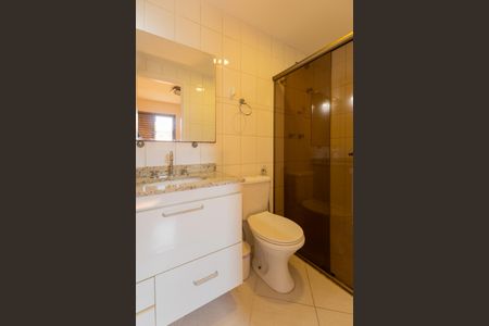 Apartamento à venda com 82m², 3 quartos e 2 vagas Apartamento à venda com 82m², 3 quartos e 2 vagasBanheiro da Suíte 1