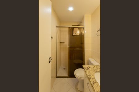 Apartamento à venda com 82m², 3 quartos e 2 vagas Apartamento à venda com 82m², 3 quartos e 2 vagasBanheiro Social