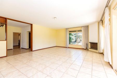 Casa à venda com 4 quartos, 300m² em Jardim Prudência, São Paulo
