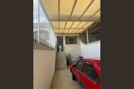Casa à venda com 3 quartos, 120m² em Vila Nivi, São Paulo