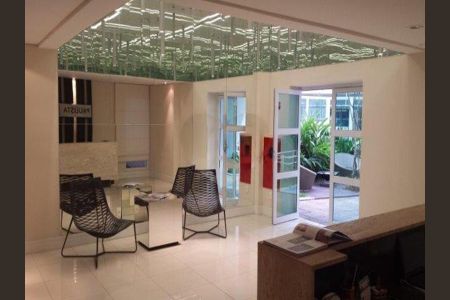 Apartamento à venda com 44m², 1 quarto e 1 vaga