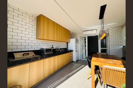 Apartamento à venda com 3 quartos, 171m² em Buritis, Belo Horizonte