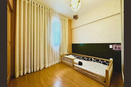 Apartamento à venda com 4 quartos, 185m² em Buritis, Belo Horizonte