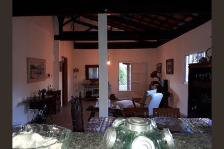 Casa à venda com 5 quartos, 300m² em Dom Bosco, Belo Horizonte