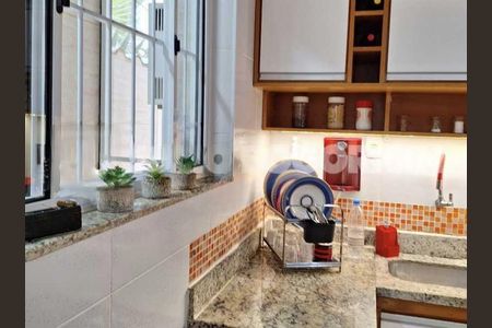 Apartamento à venda com 60m², 2 quartos e sem vaga