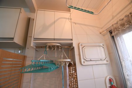 Apartamento à venda com 77m², 2 quartos e 1 vagaÁrea de Serviço