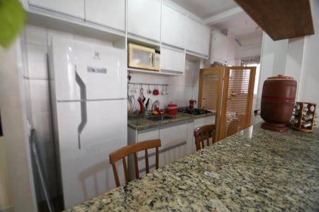 Apartamento à venda com 77m², 2 quartos e 1 vagaCozinha