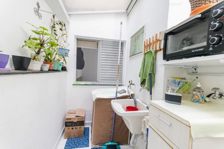 Apartamento à venda com 90m², 3 quartos e 2 vagas Apartamento à venda com 90m², 3 quartos e 2 vagasÁrea de Serviço
