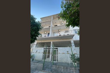 Apartamento à venda com 70m², 2 quartos e 1 vaga Apartamento à venda com 70m², 2 quartos e 1 vagaFachada do Prédio