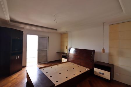 Casa de condomínio à venda com 642m², 3 quartos e 6 vagasSuíte 1