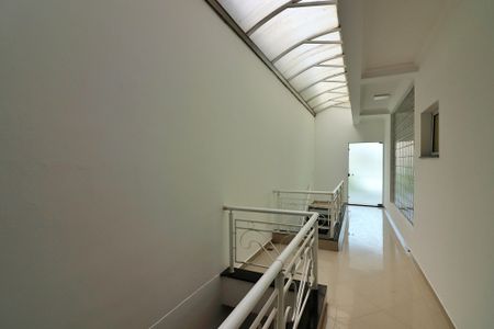 Casa de condomínio à venda com 642m², 3 quartos e 6 vagasCorredor