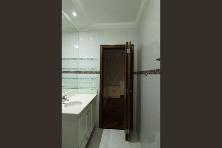 Casa de condomínio à venda com 642m², 3 quartos e 6 vagasSuíte 3 Banheiro