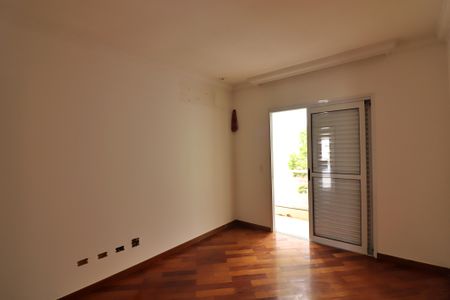 Casa de condomínio à venda com 642m², 3 quartos e 6 vagasSuíte 3