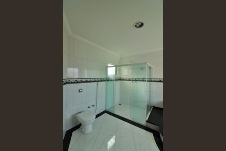 Casa de condomínio à venda com 642m², 3 quartos e 6 vagasSuíte 1 Banheiro