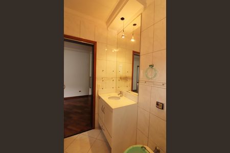 Casa de condomínio à venda com 642m², 3 quartos e 6 vagasSuíte 2 Banheiro