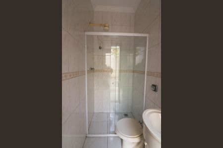 Casa de condomínio à venda com 642m², 3 quartos e 6 vagasBanheiro de serviço