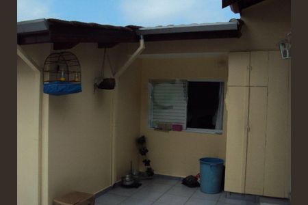 Casa à venda com 230m², 3 quartos e 4 vagas