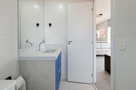 Studio à venda com 45m², 1 quarto e 2 vagas Studio à venda com 45m², 1 quarto e 2 vagasBanheiro