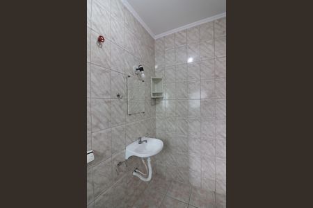 Casa para alugar com 100m², 2 quartos e sem vagaBanheiro Social 1