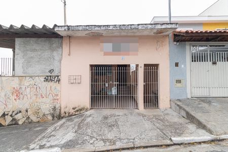 Casa à venda com 130m², 4 quartos e 1 vaga Casa à venda com 130m², 4 quartos e 1 vagaFachada