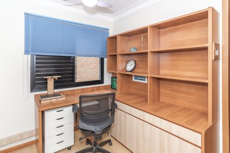 Apartamento à venda com 126m², 4 quartos e 2 vagas Apartamento à venda com 126m², 4 quartos e 2 vagasQuarto 1