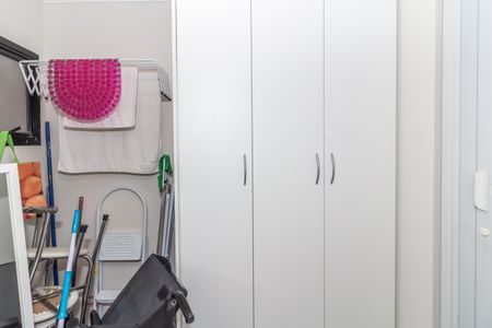 Apartamento à venda com 126m², 4 quartos e 2 vagas Apartamento à venda com 126m², 4 quartos e 2 vagasÁrea de Serviço