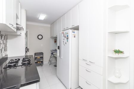 Apartamento à venda com 126m², 4 quartos e 2 vagas Apartamento à venda com 126m², 4 quartos e 2 vagasCozinha