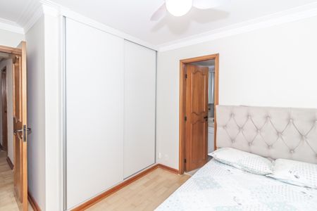 Apartamento à venda com 126m², 4 quartos e 2 vagas Apartamento à venda com 126m², 4 quartos e 2 vagasSuíte 1