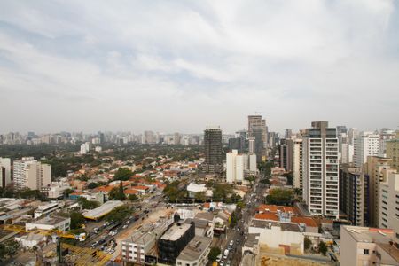 Apartamento para alugar com 100m², 2 quartos e 2 vagas Apartamento para alugar com 100m², 2 quartos e 2 vagasVista da Suíte 2