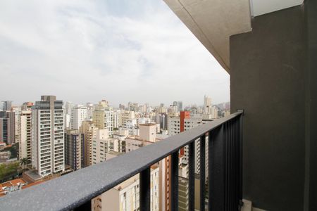 Apartamento para alugar com 100m², 2 quartos e 2 vagas Apartamento para alugar com 100m², 2 quartos e 2 vagasVaranda e Vista da Suíte 1