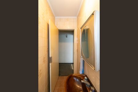 Casa à venda com 180m², 4 quartos e 2 vagas Casa à venda com 180m², 4 quartos e 2 vagasBanheiro Social 2