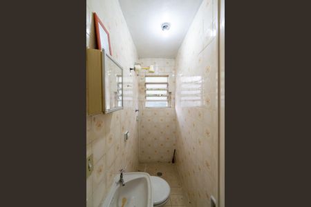 Casa à venda com 180m², 4 quartos e 2 vagas Casa à venda com 180m², 4 quartos e 2 vagasEdícula