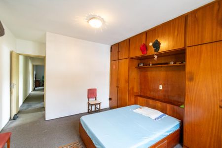 Casa à venda com 180m², 4 quartos e 2 vagas Casa à venda com 180m², 4 quartos e 2 vagasSuíte