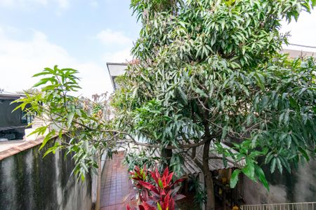 Casa à venda com 180m², 4 quartos e 2 vagas Casa à venda com 180m², 4 quartos e 2 vagasEdícula