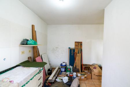 Casa à venda com 180m², 4 quartos e 2 vagas Casa à venda com 180m², 4 quartos e 2 vagasEdícula