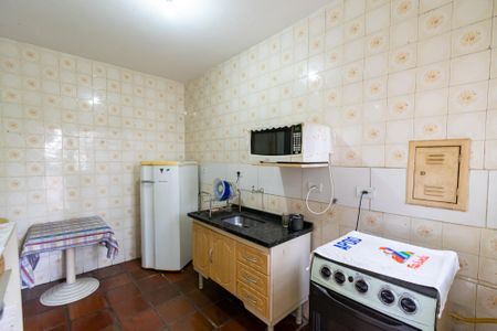 Casa à venda com 180m², 4 quartos e 2 vagas Casa à venda com 180m², 4 quartos e 2 vagasEdícula