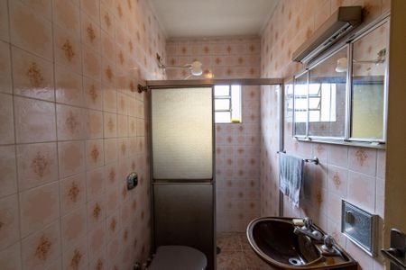 Casa à venda com 180m², 4 quartos e 2 vagas Casa à venda com 180m², 4 quartos e 2 vagasBanheiro da Suíte