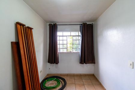 Casa à venda com 180m², 4 quartos e 2 vagas Casa à venda com 180m², 4 quartos e 2 vagasEdícula