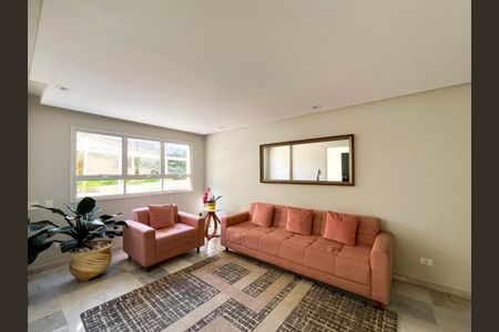 Apartamento à venda com 110m², 2 quartos e 3 vagas Apartamento à venda com 110m², 2 quartos e 3 vagasHall social