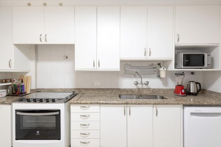 Apartamento à venda com 110m², 2 quartos e 3 vagas Apartamento à venda com 110m², 2 quartos e 3 vagasCozinha