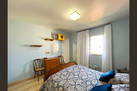 Apartamento à venda com 110m², 2 quartos e 3 vagas Apartamento à venda com 110m², 2 quartos e 3 vagasSuíte