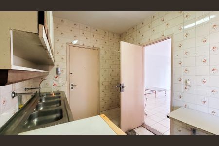 Apartamento à venda com 91m², 3 quartos e 2 vagasCozinha